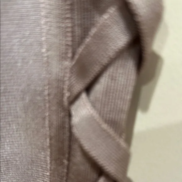 VENUS Long Sleeve Dress with Lattice Detail in Mauve. New, never worn. - Picture 4 of 11